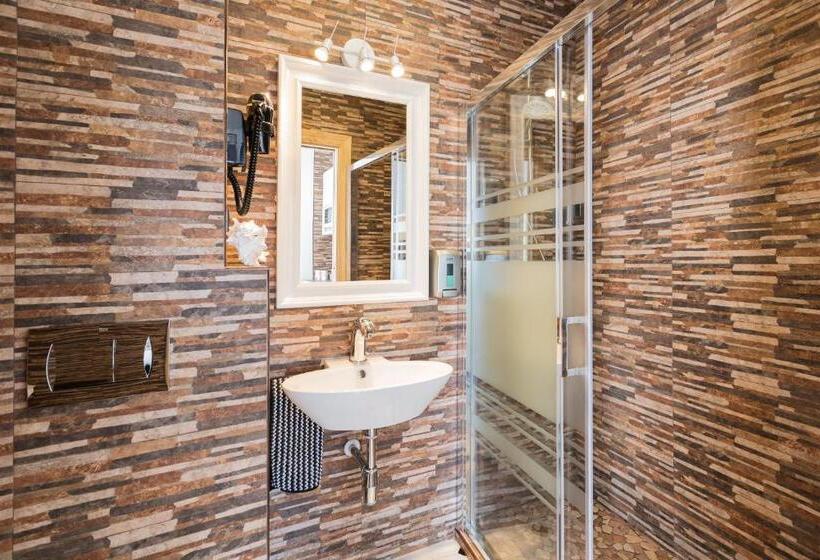 Bed and Breakfast Salamandra Plaza