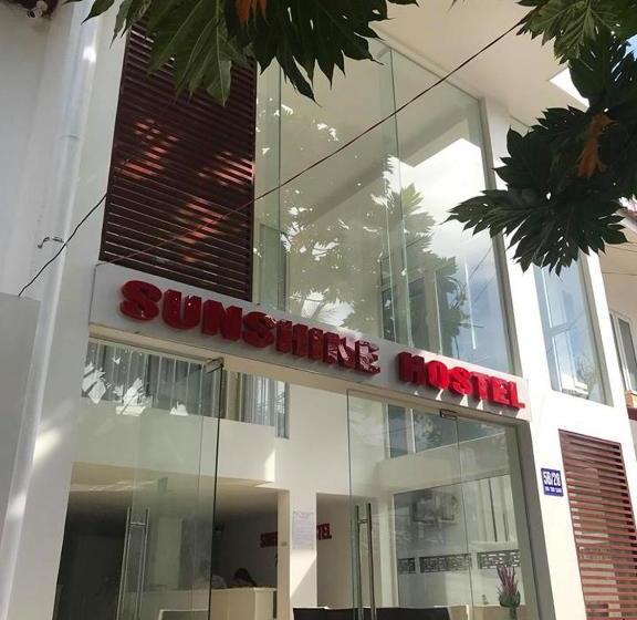 Sunshine Hostel Hue