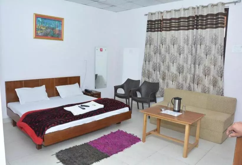 The Rock Heaven Resort, Lansdowne