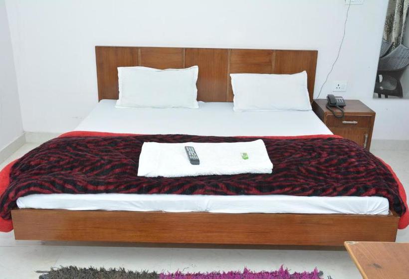 The Rock Heaven Resort, Lansdowne