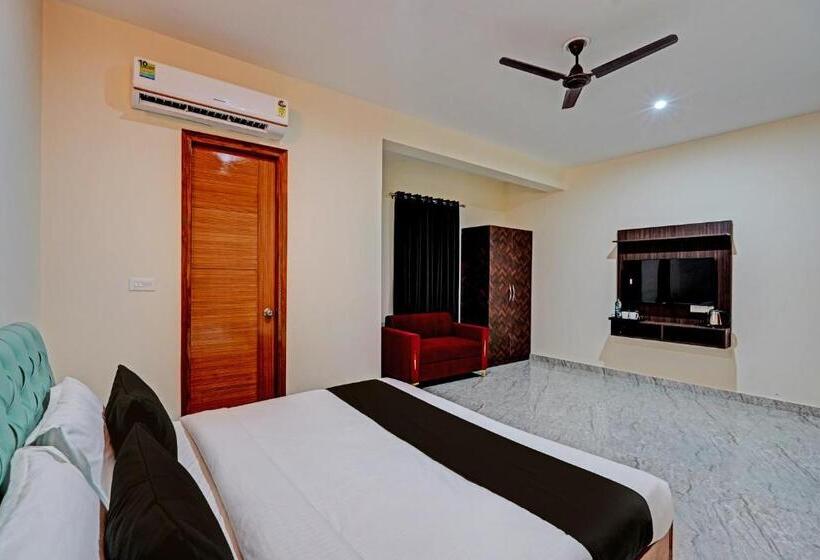 Hotel Super Collection O The Royal Grand