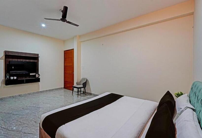 Hotel Super Collection O The Royal Grand