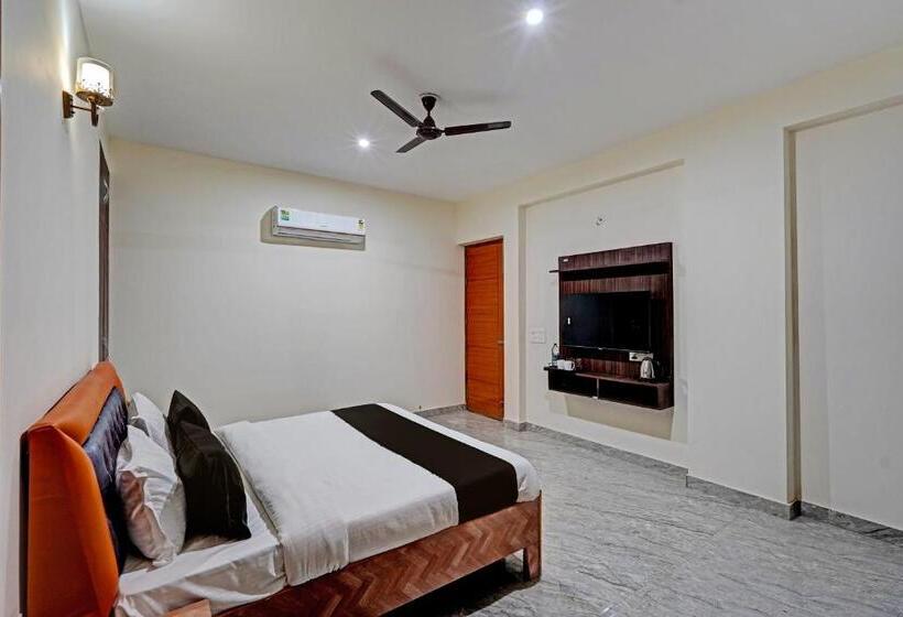 Hotel Super Collection O The Royal Grand