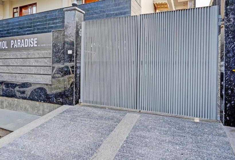 Hotel Super Collection O The Royal Grand