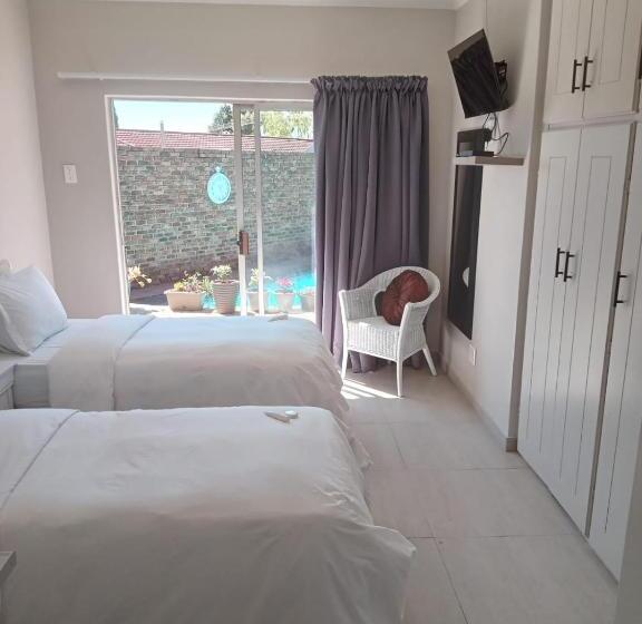 Kapselhotel Dara On Schabort