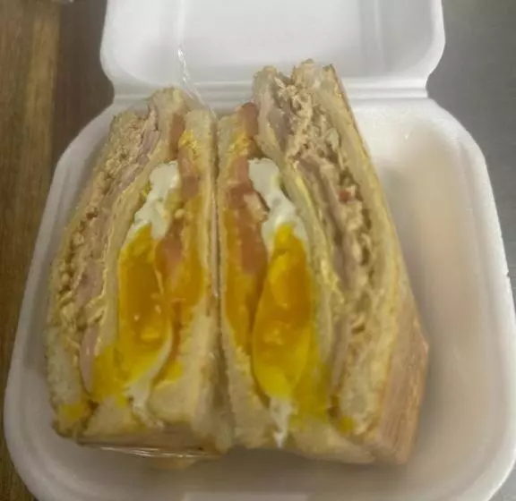 Kapselihotelli Dara On Schabort