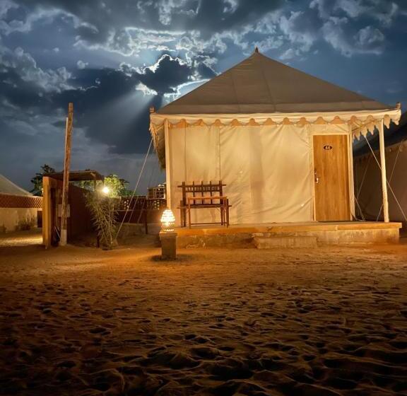 渡假胜地 Desert Horizons