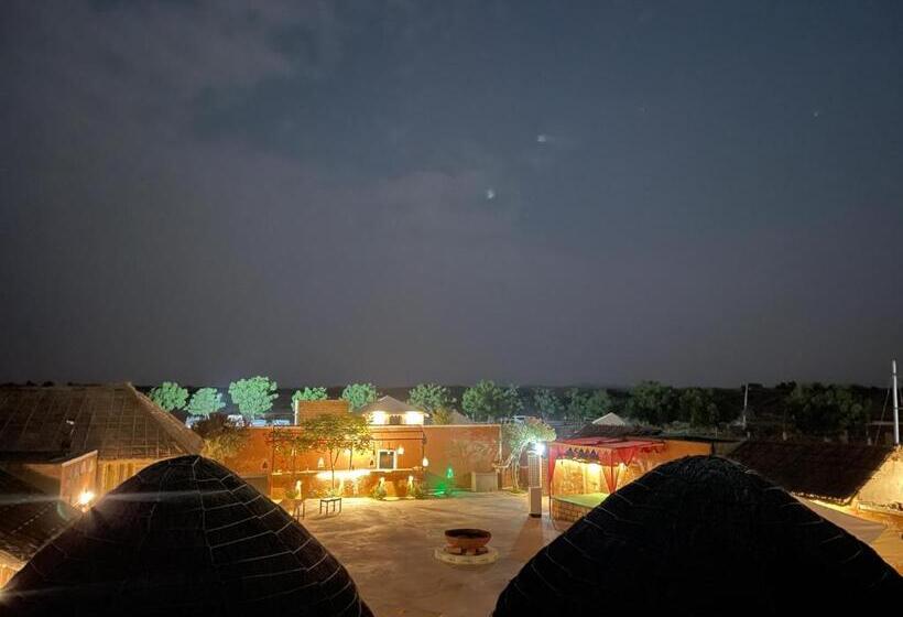 渡假胜地 Desert Horizons