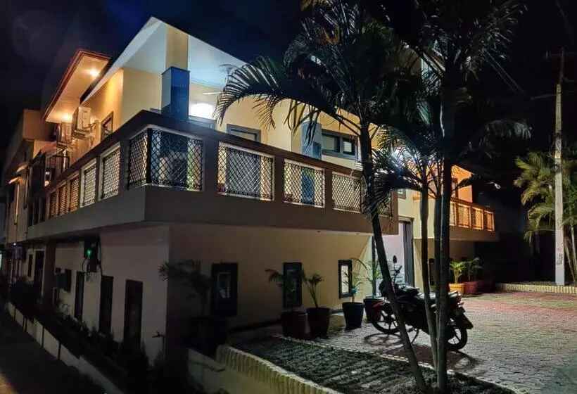 ホテル Ganesh Guest House