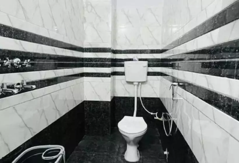ホテル Ram Krishna Palace Ayodhya   Near Shree Ram Temple And Hanuman Garhi   Comfortable Stay