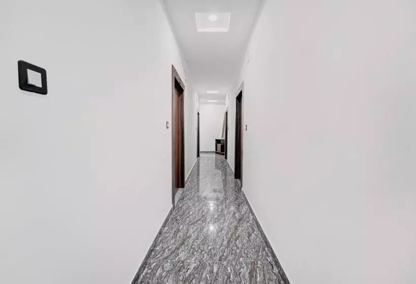 Super Oyo Flagship Hotel Singh Residency
