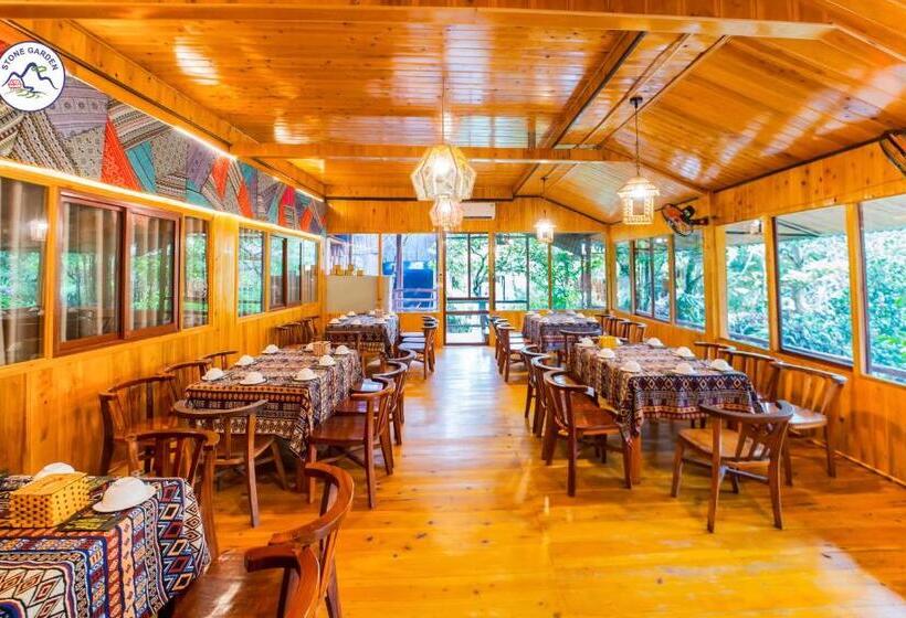 تختخواب و صبحانه Stone Garden Resort & Spa