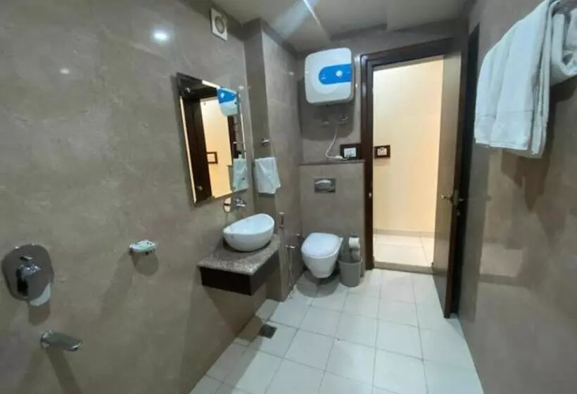 ホテル Royal Stay