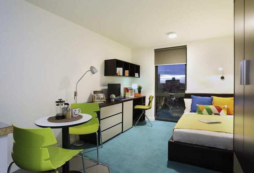 הוסטל The Paramount