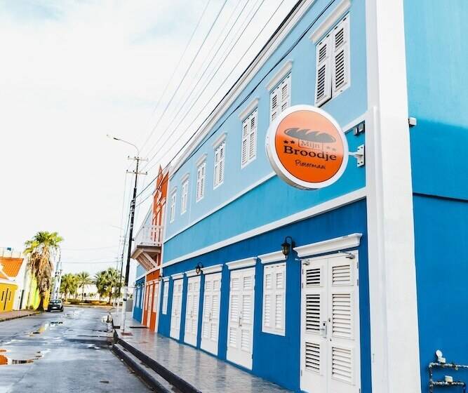 هتل Bed & Bike Curacao