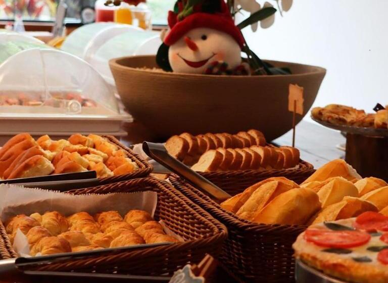 Отель Bertell Inn