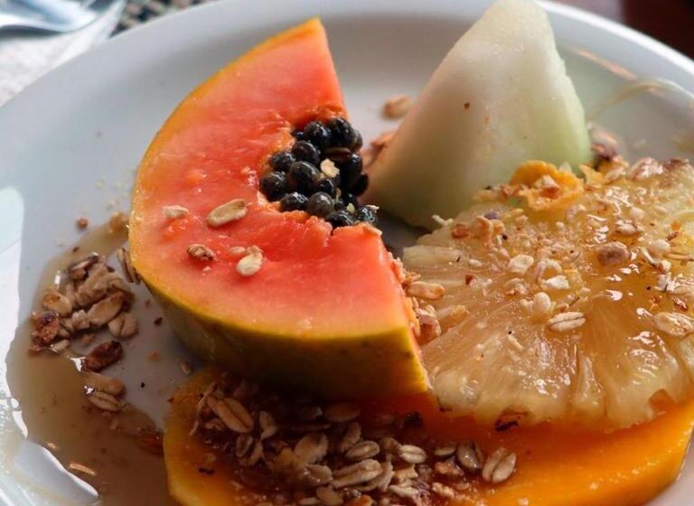 Отель Bertell Inn