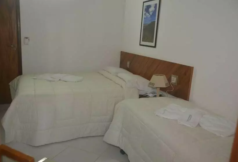 Hotelli Marina Bella