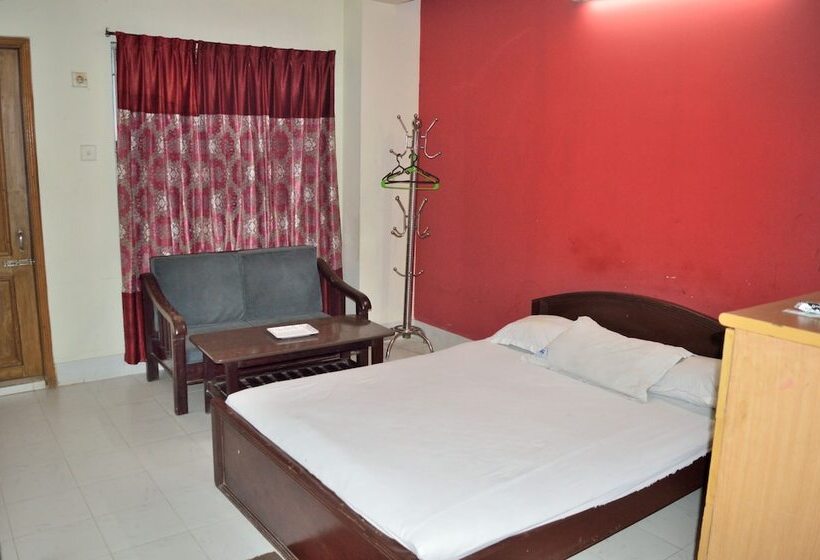 هتل Sea Breeze Resort