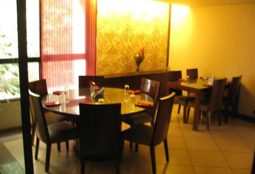 בית מלון כפרי Shetty Gardenia