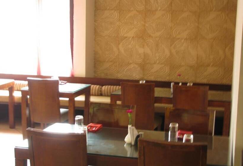 בית מלון כפרי Shetty Gardenia