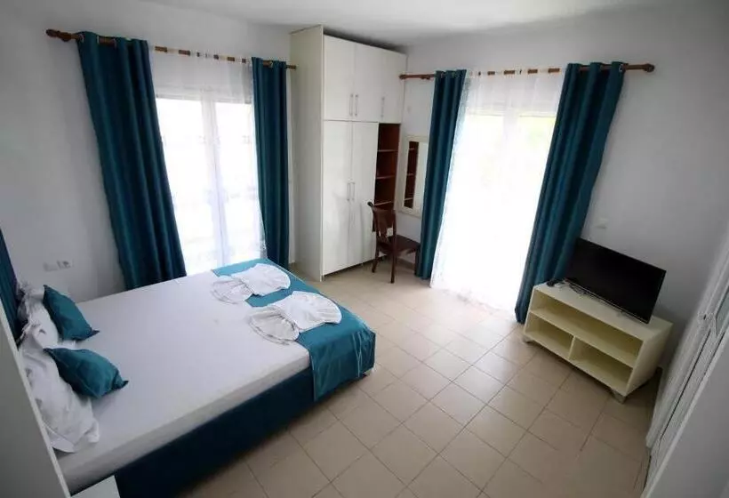 هتل Vila Kapllani