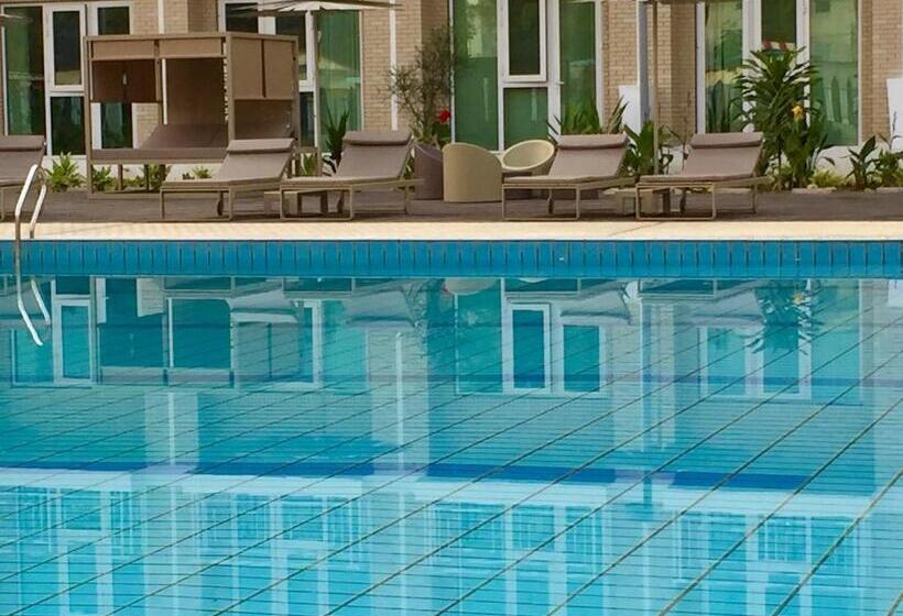 Pefaco Hotel Maya Maya