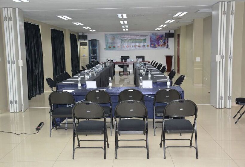 Pefaco Hotel Maya Maya