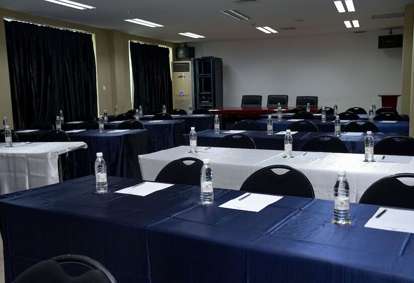 Pefaco Hotel Maya Maya