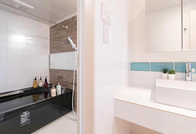 استراحتگاه Crystal Villa Ikema