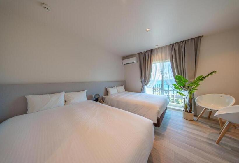 استراحتگاه Crystal Villa Ikema