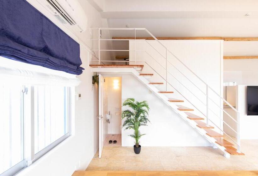 استراحتگاه Crystal Villa Ikema