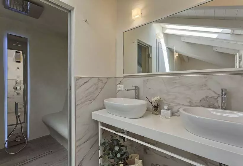 Lomakeskus Relais Ginevra