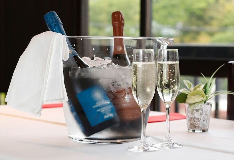 료칸 源泉掛け流しの宿albergo湯楽