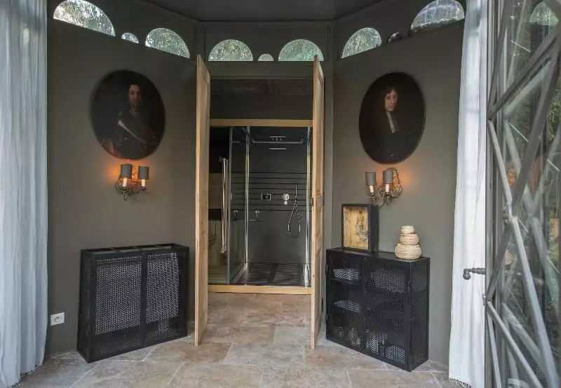 Bed and Breakfast La Divine Comédie Suites Deluxe