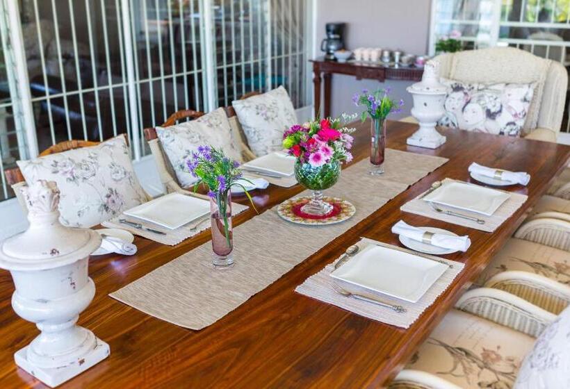 ベッドアンドブレックファースト La Vida Luka Luxury Guesthouse