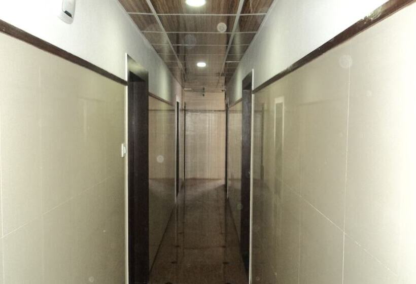 Hotel Celeste Colaba