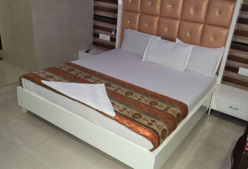 Hotel Celeste Colaba