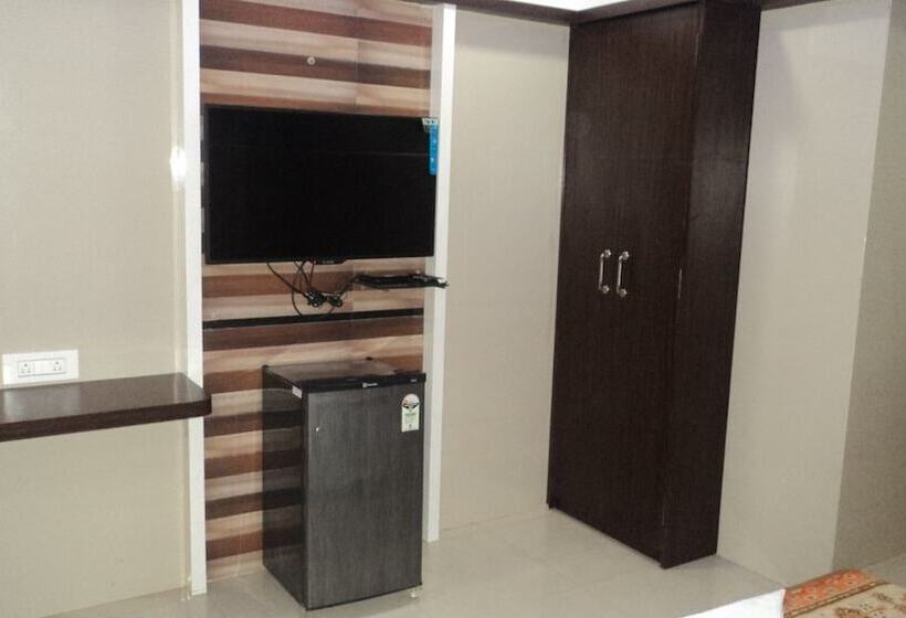 Hotel Celeste Colaba