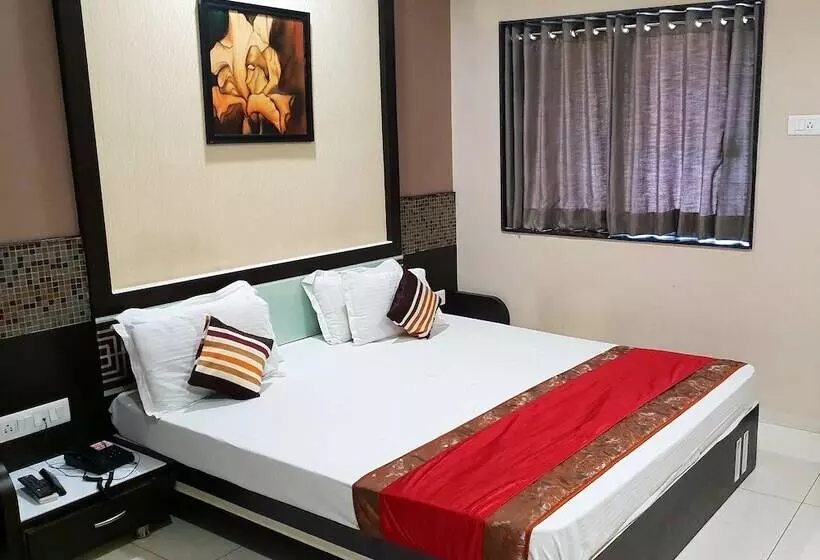 Hotel O