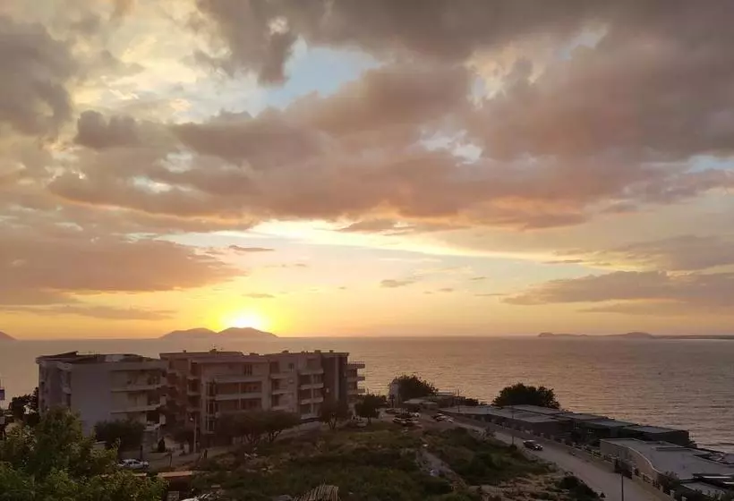 Sunset Hotel Roza