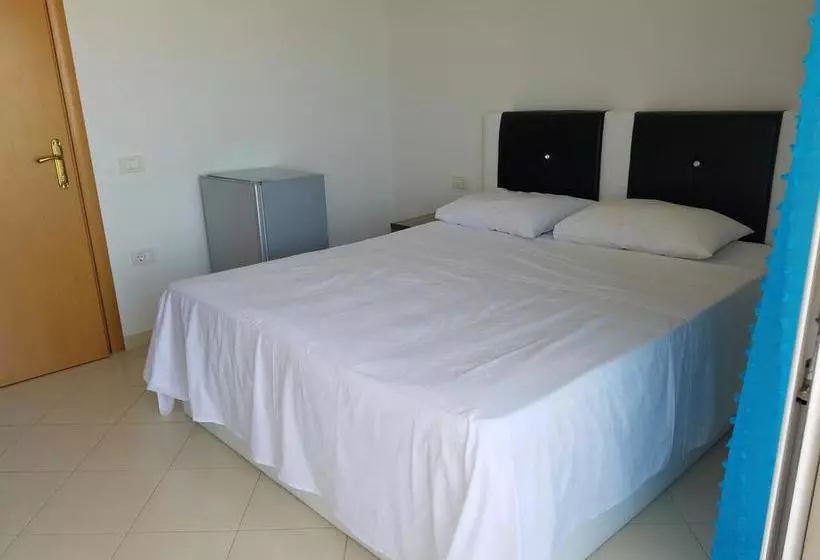 Sunset Hotel Roza