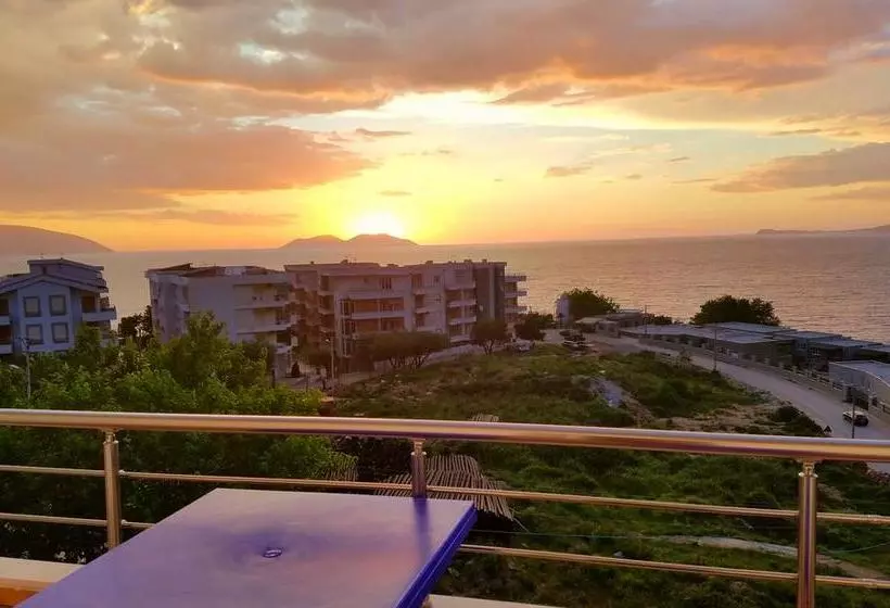 Sunset Hotel Roza