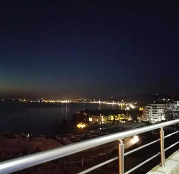 Sunset Hotel Roza