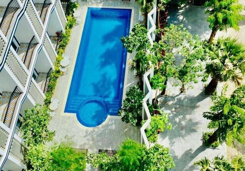 فندق صغير Kampot View Boutique