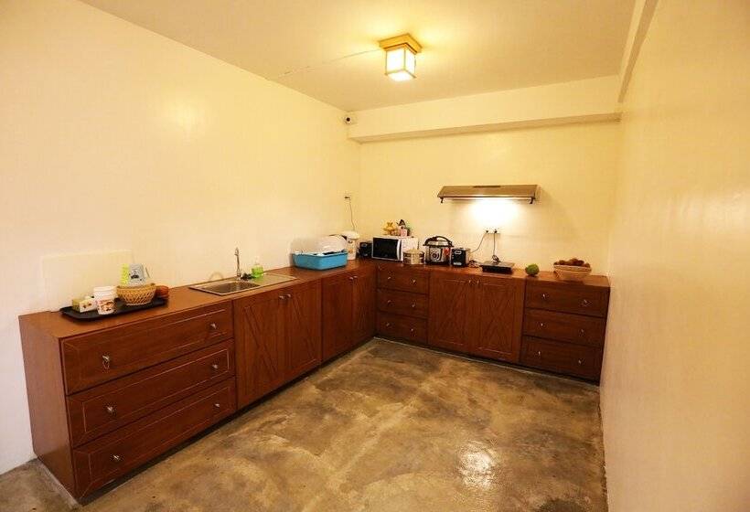 Little Hpa An Hostel