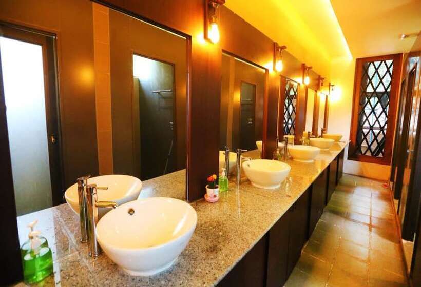 Little Hpa An Hostel