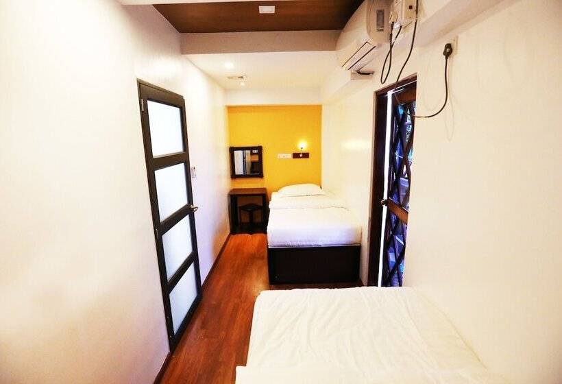 Little Hpa An Hostel