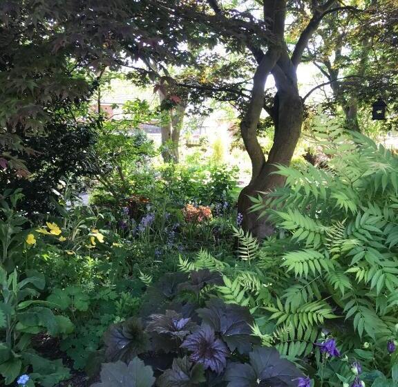 민박 Tresillian House