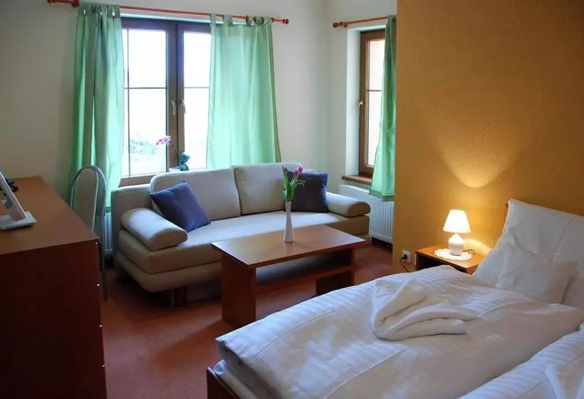 تختخواب و صبحانه Villa Carpe Diem